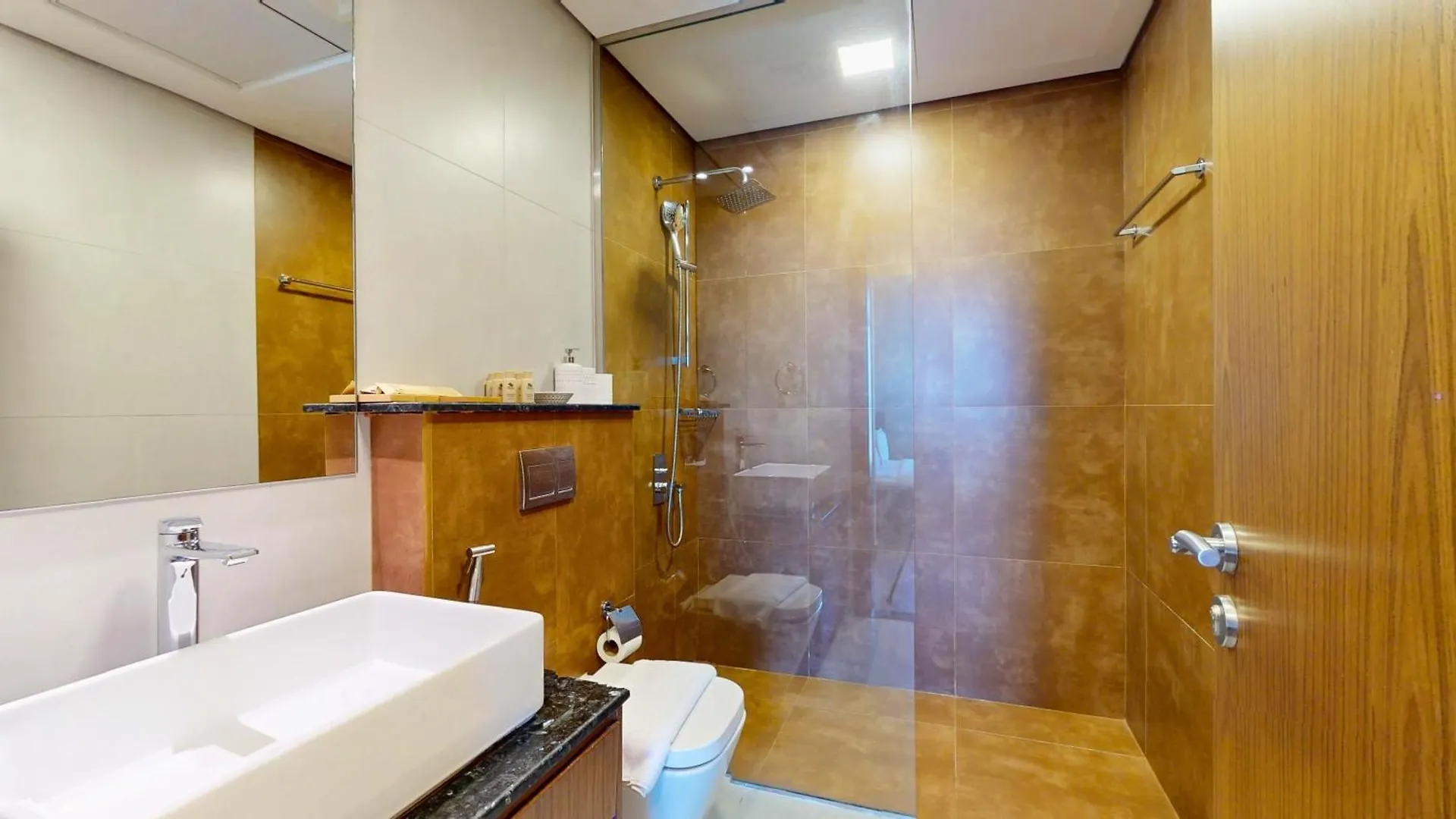 Stylish And Spacious Furnished 1Br In 2020 Marquis Dubai
