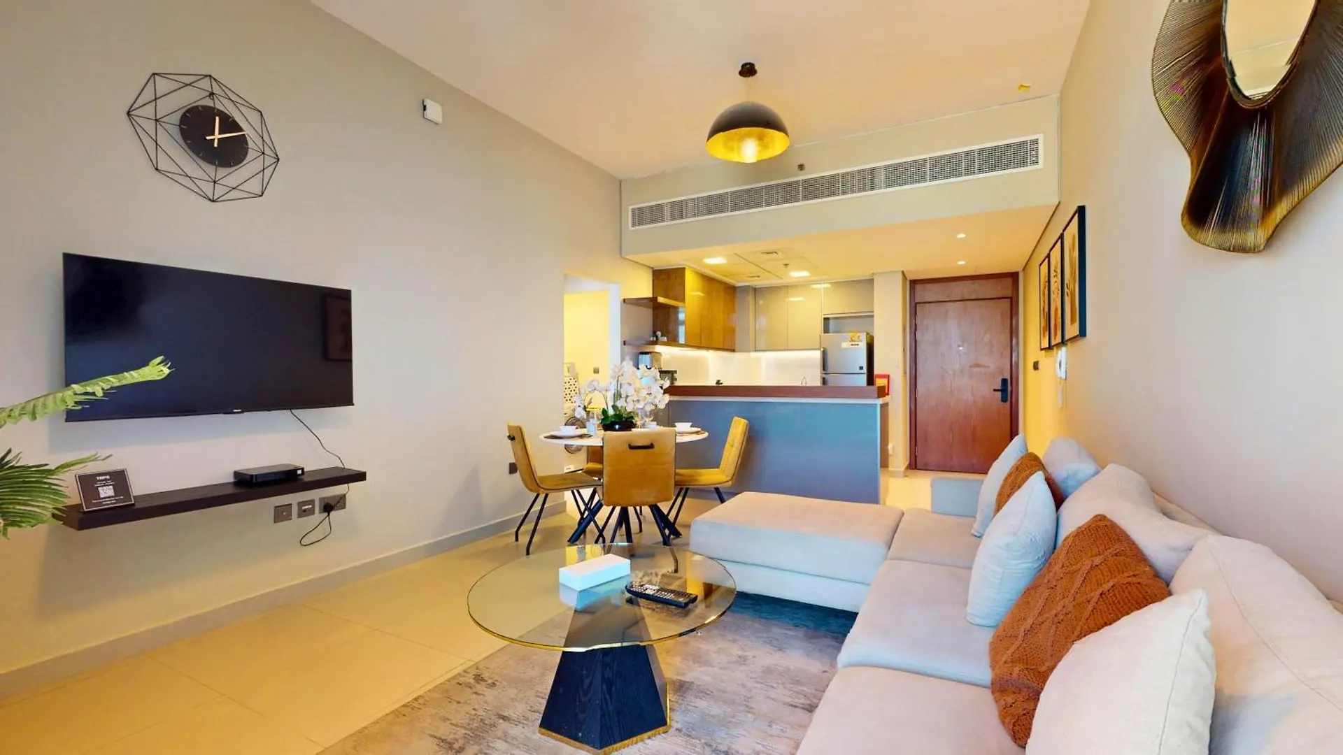Stylish And Spacious Furnished 1Br In 2020 Marquis Dubai Apartment