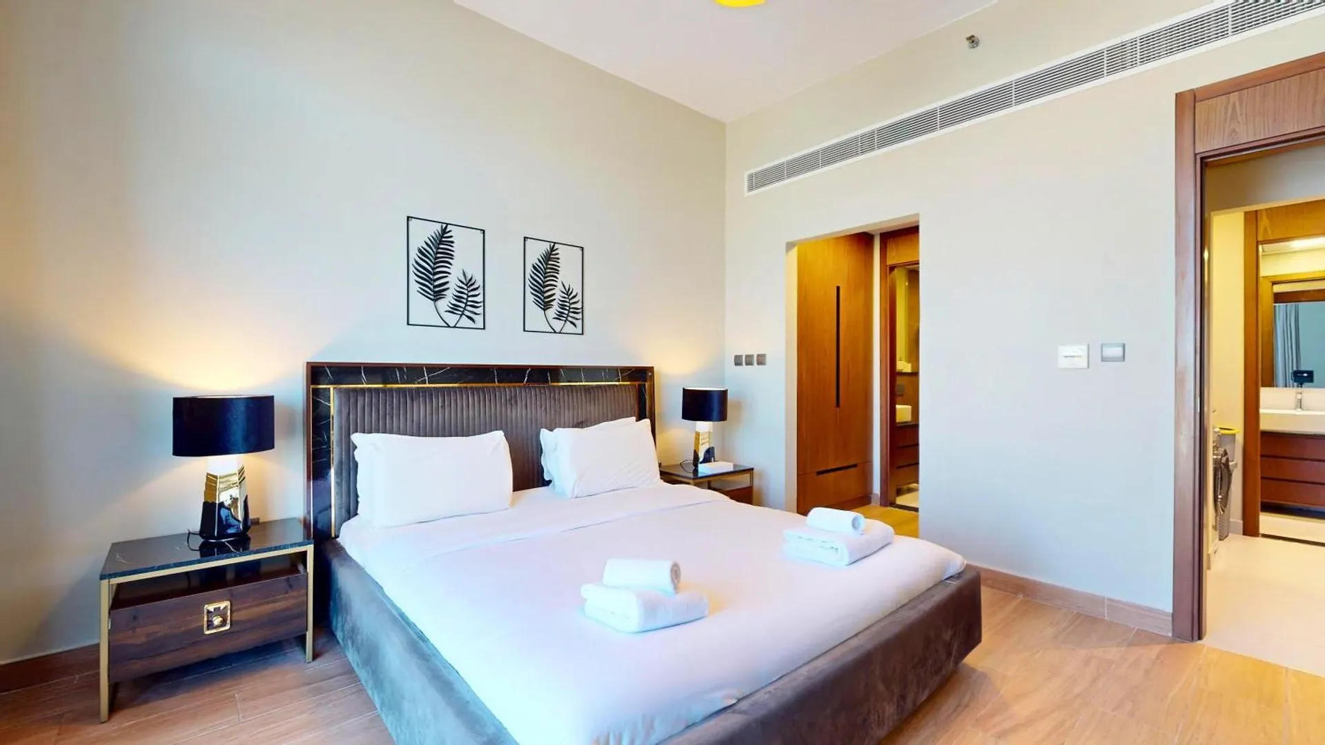 Apartment Stylish And Spacious Furnished 1Br In 2020 Marquis Dubai United Arab Emirates