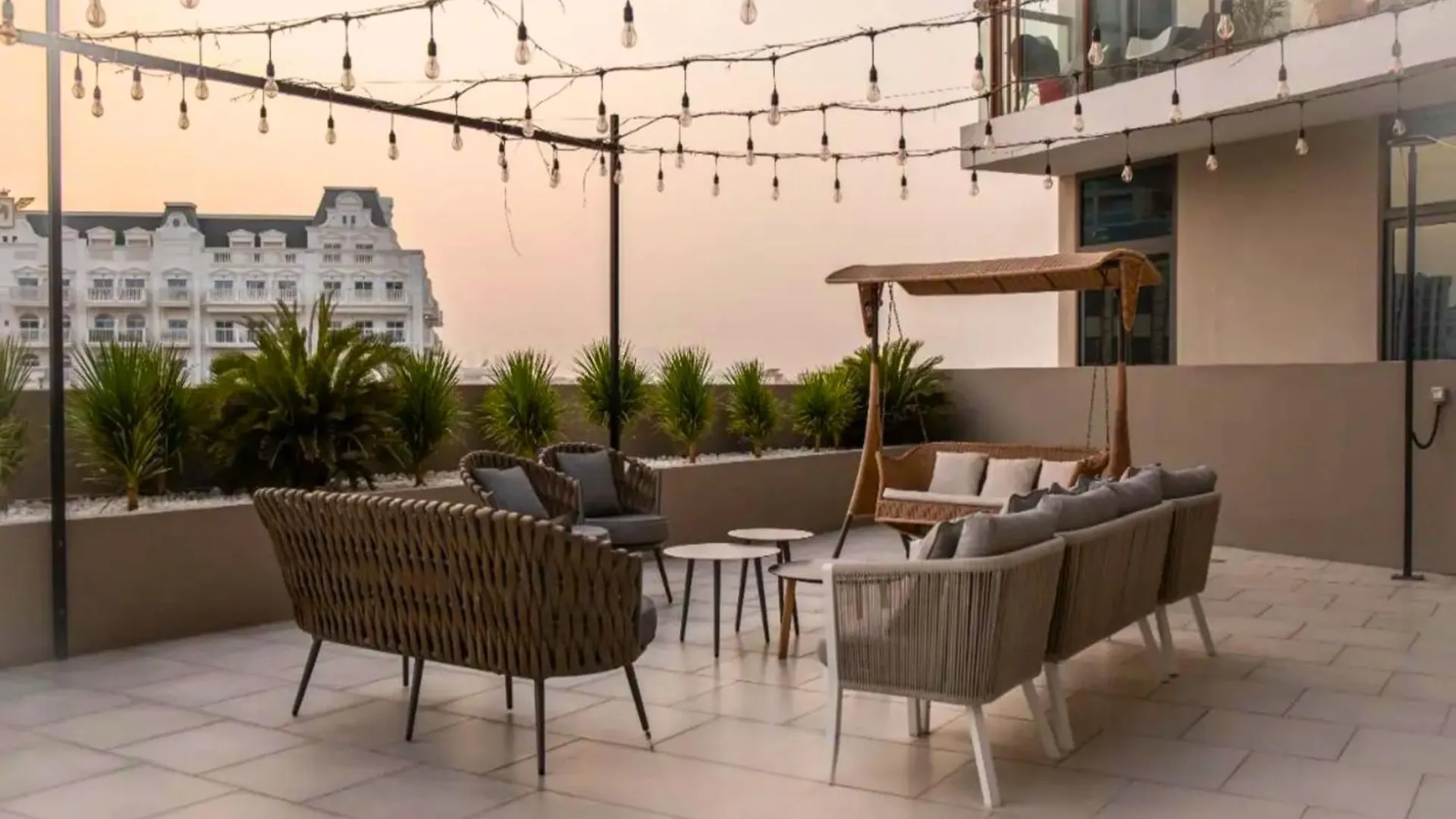 Stylish And Spacious Furnished 1Br In 2020 Marquis Dubai